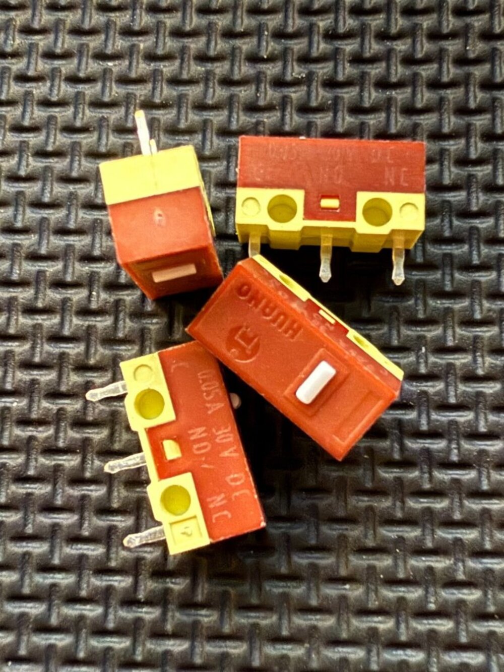 HUANO Silent White Dot Linear Mute Mouse Micro Switch (4 Pieces) US Stock